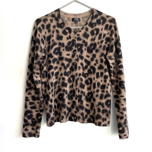 Apt. 9 Sweaters - Apt. 9 Size M 100% Cashmere Animal Print Sweater
